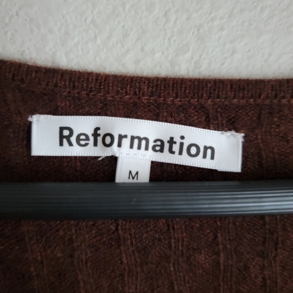 Reformation Pompeo Cashmere Cable Sweater Dress in Americano size M NWT - Picture 9 of 12